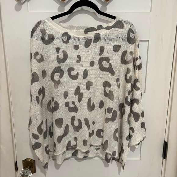 POL Sweaters - POL Ivory Sweater with Gray Leopard Spots
